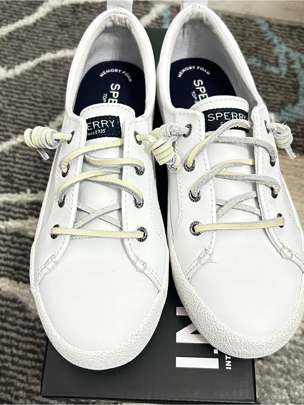 Sperry White Leather Sneakers Size 6